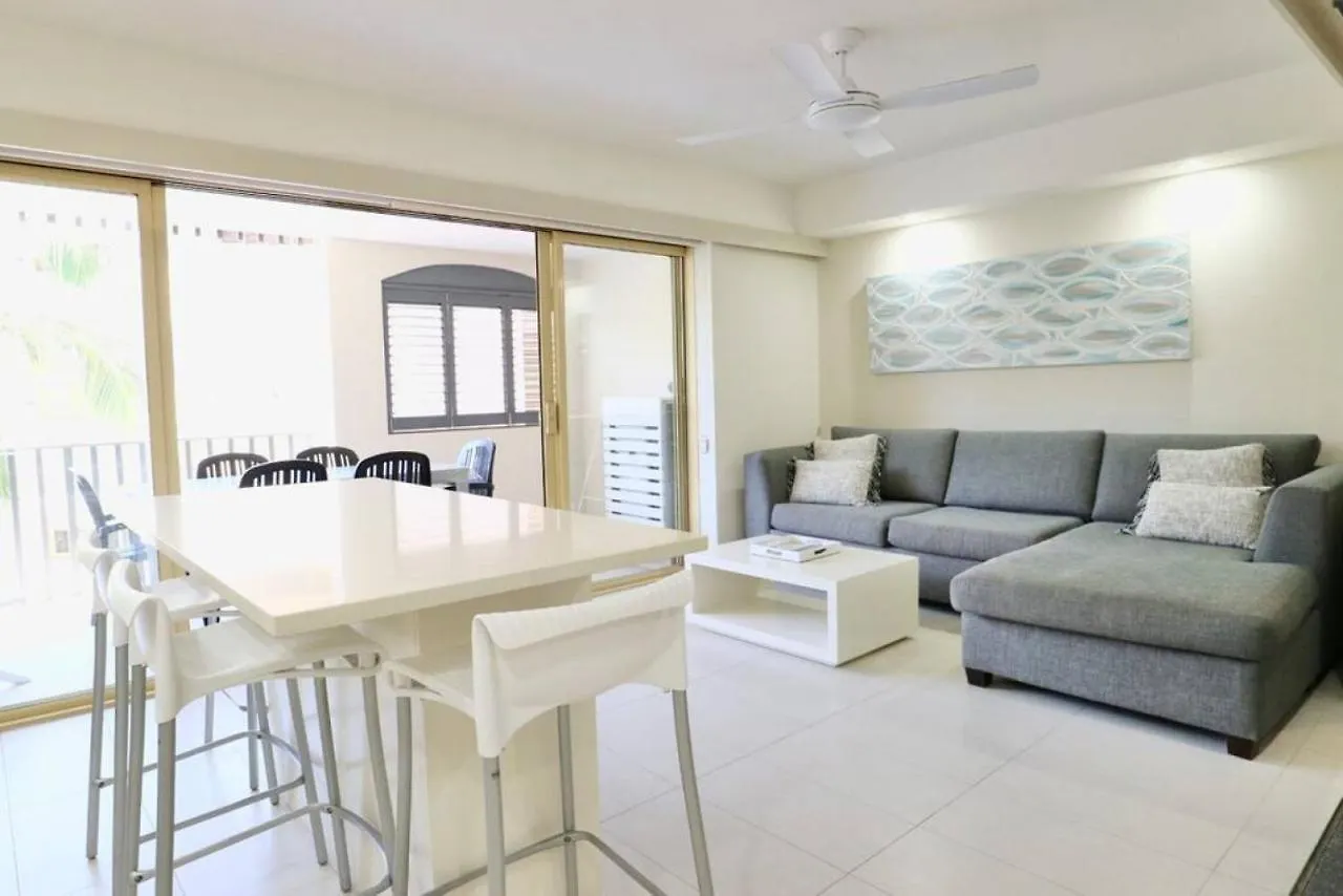124 Hastings Street 2 Bedroom Walk To The Beach Noosa Heads Appartement